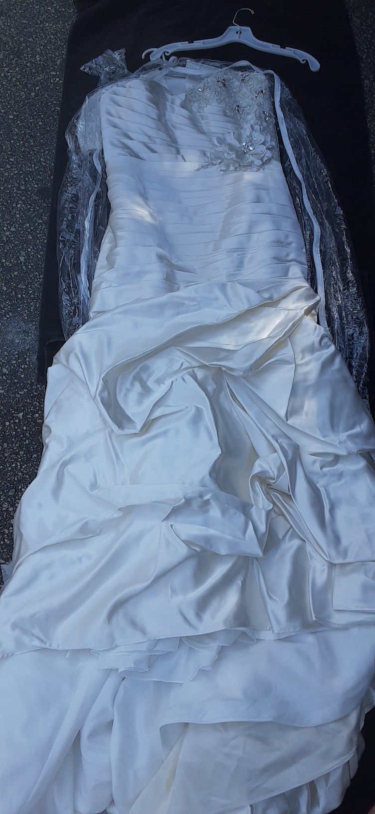 Wedding Dress MARYS Excellent  Condition  With Veil SIZE 14