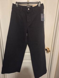 Black Wide-Leg Cropped Jeans with Tags