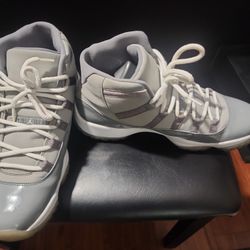 Cool Grey's 11s Size 12