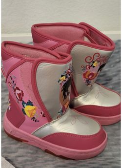 Snow Boots Size 9t
