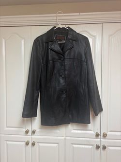 Women’s M Siena Vintage Genuine Black Leather Button-Front Jacket