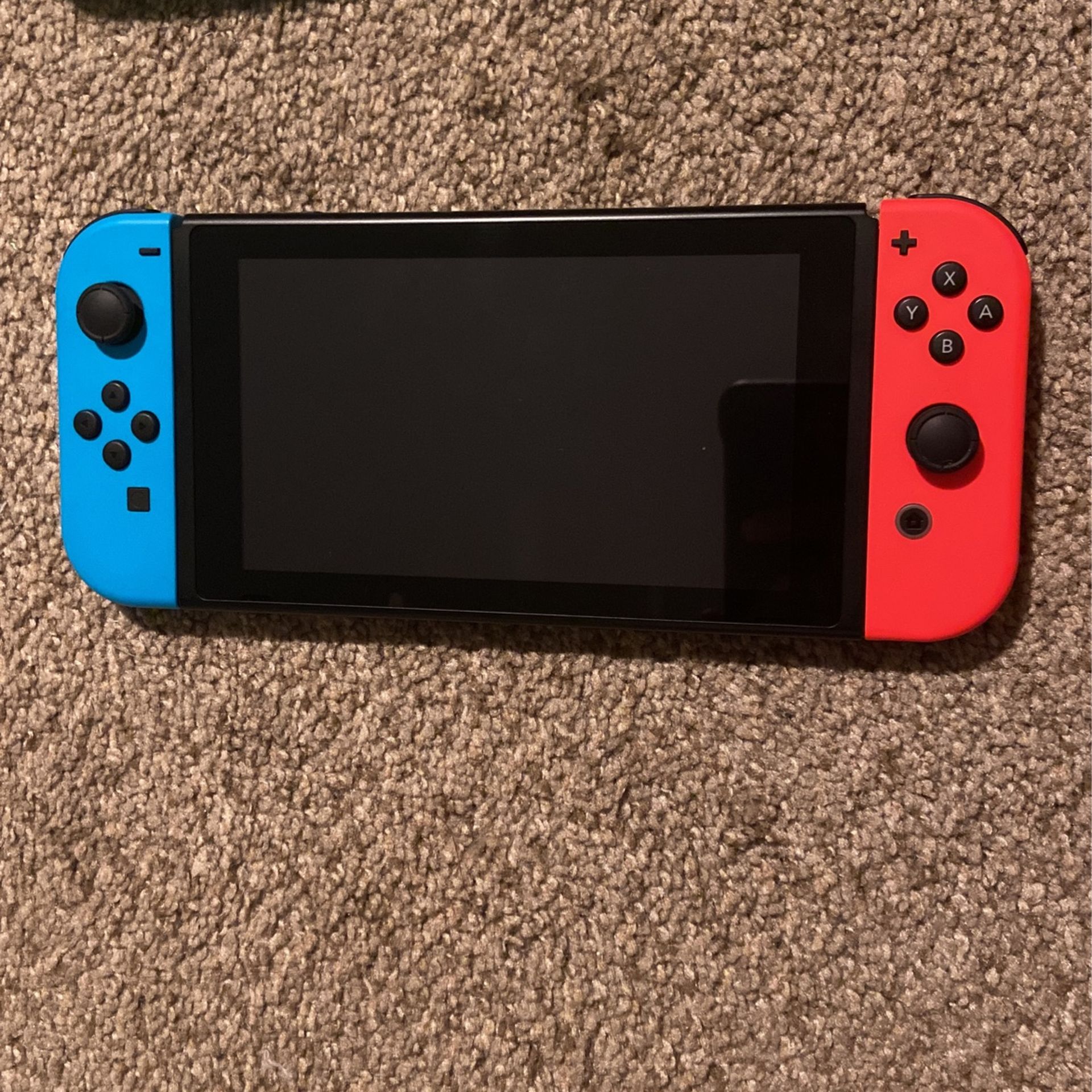 Nintendo Switch 3 Games And Case Included !!