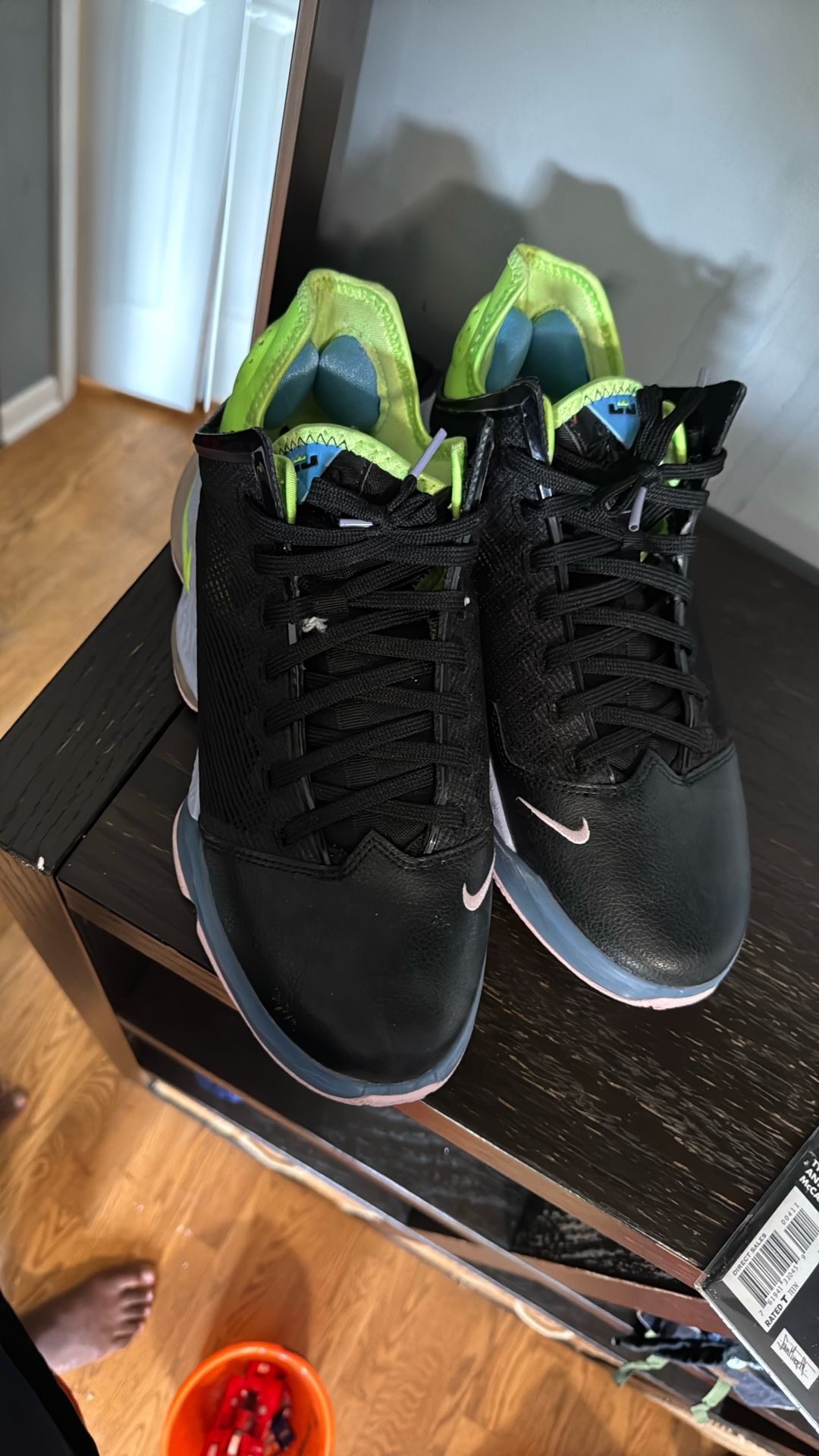 Nike Titan x LeBron 19 Low Ghost Green Basketball Shoes Men's