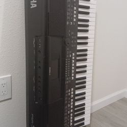 Yamaha Keyboard PSRX 600