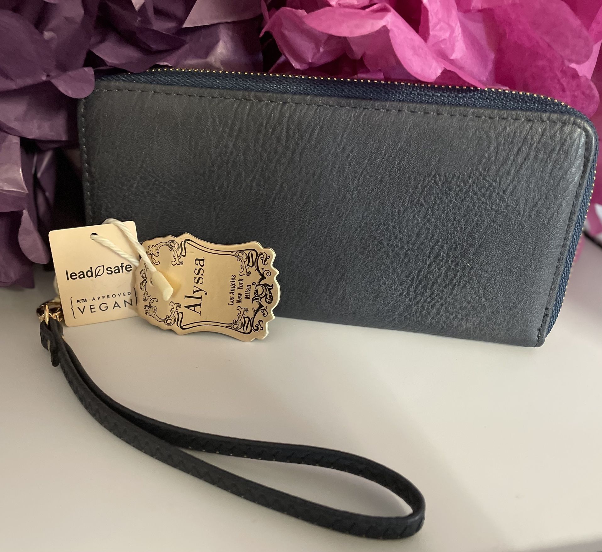 Alyssa Accordion Wristlet Wallet /Navy blue