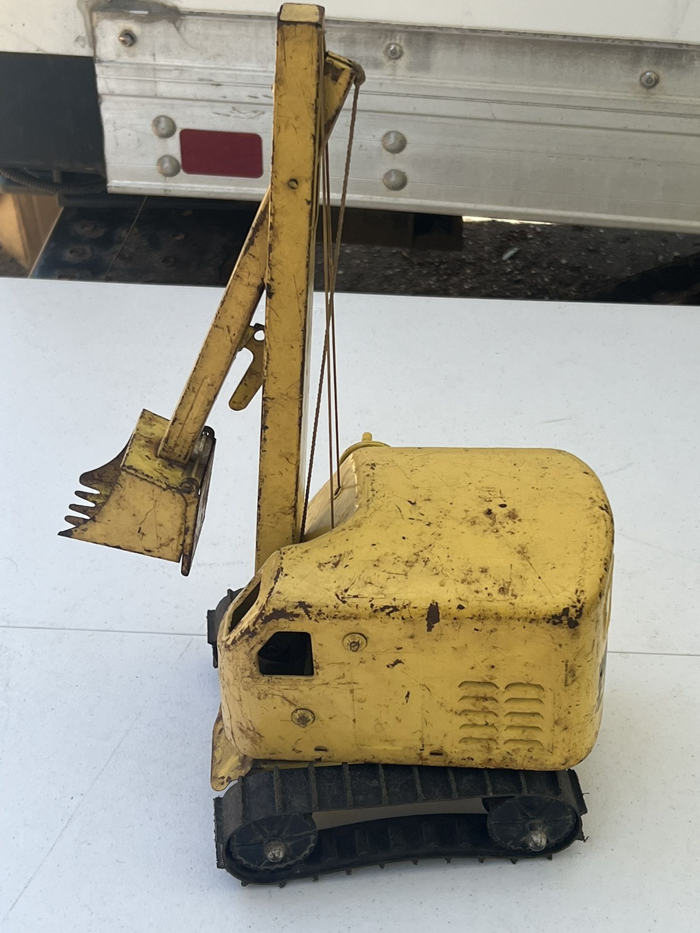 Vintage Structo pressed steel steam shovel excavator 