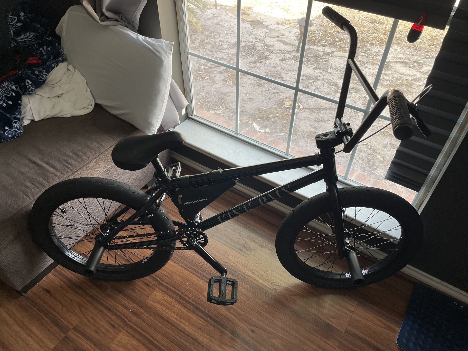 Kink Bmx Bike Midnight Blue And Black 20.5