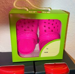 Baby crocs