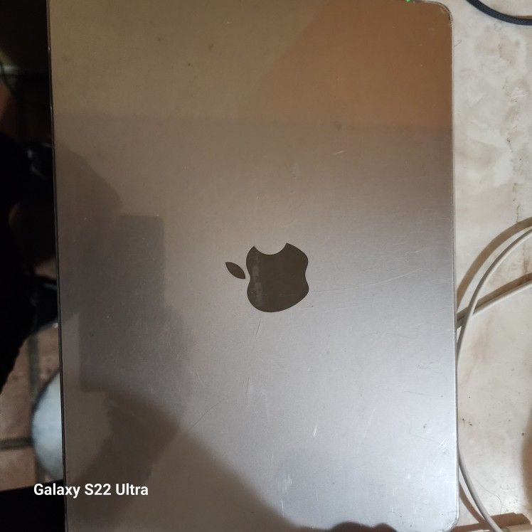 2024 Macbook Air 13 In M3 For Parts