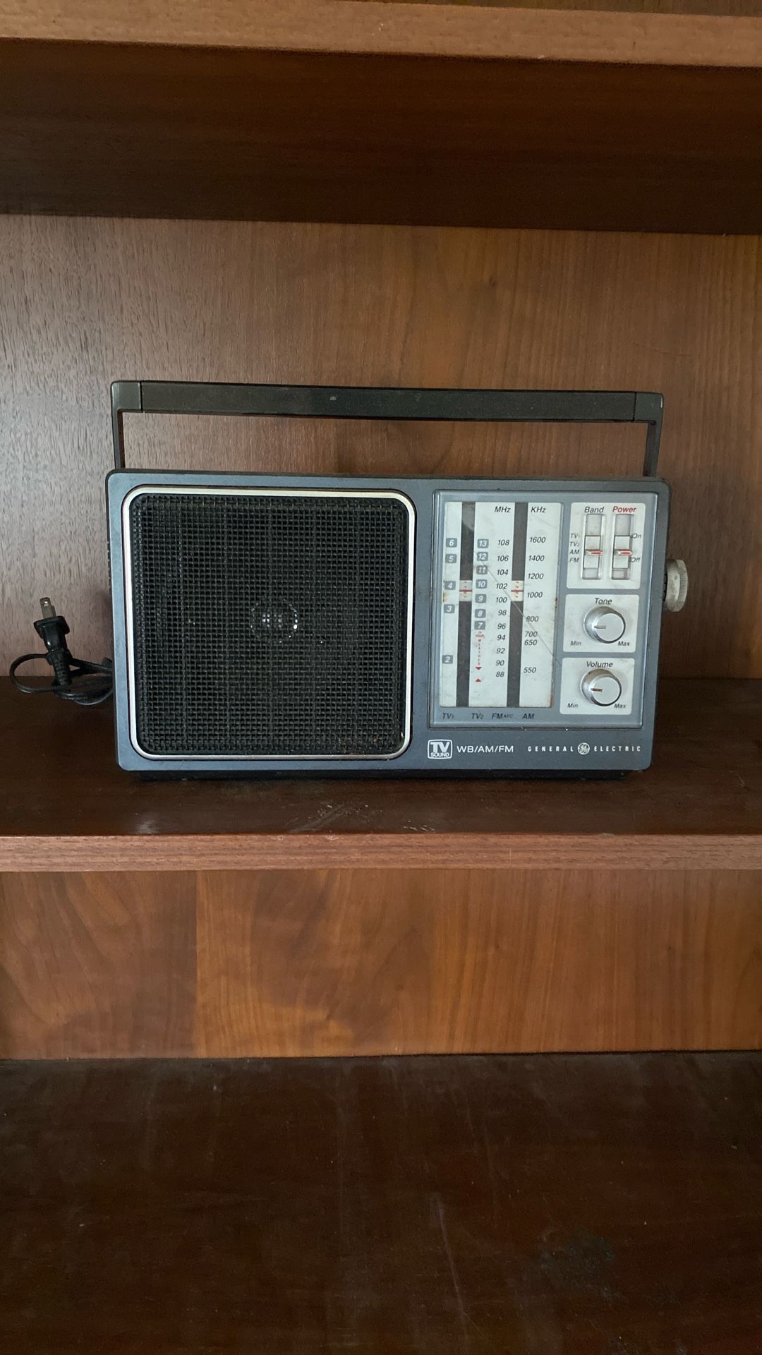 Tv Radio Old School $10