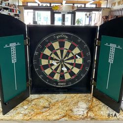 Bushmills Baileys Dartboard with Darts