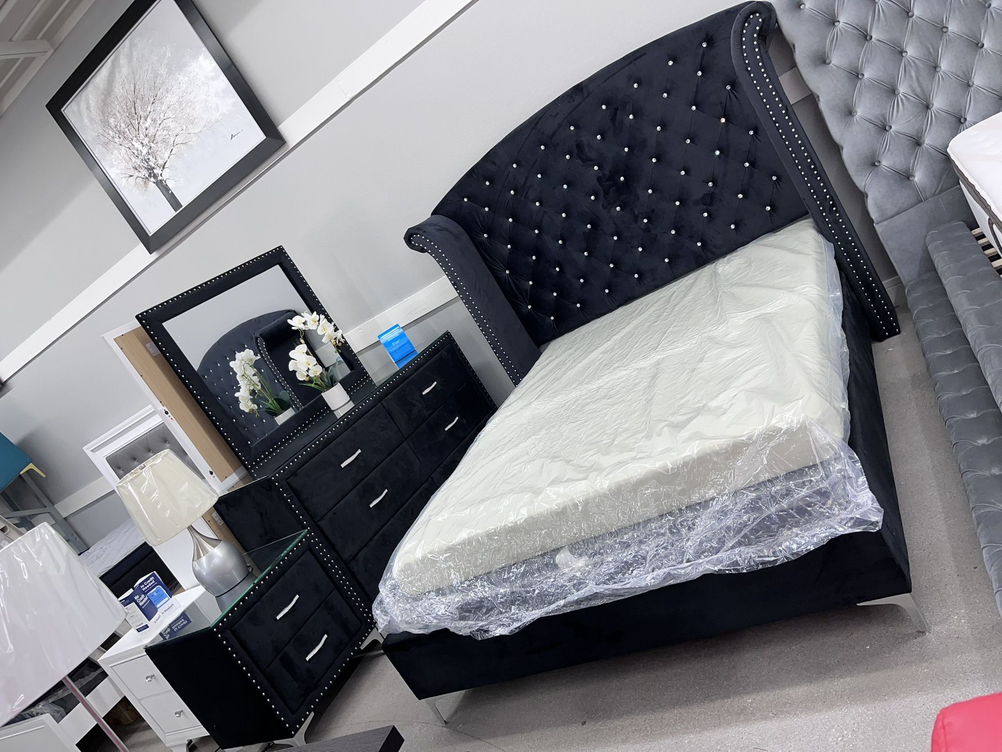 🇺🇸 NEW!! 4pc Bedroom Sets STILL IN BOX 📦 Delivery Avail 🚛🇺🇸