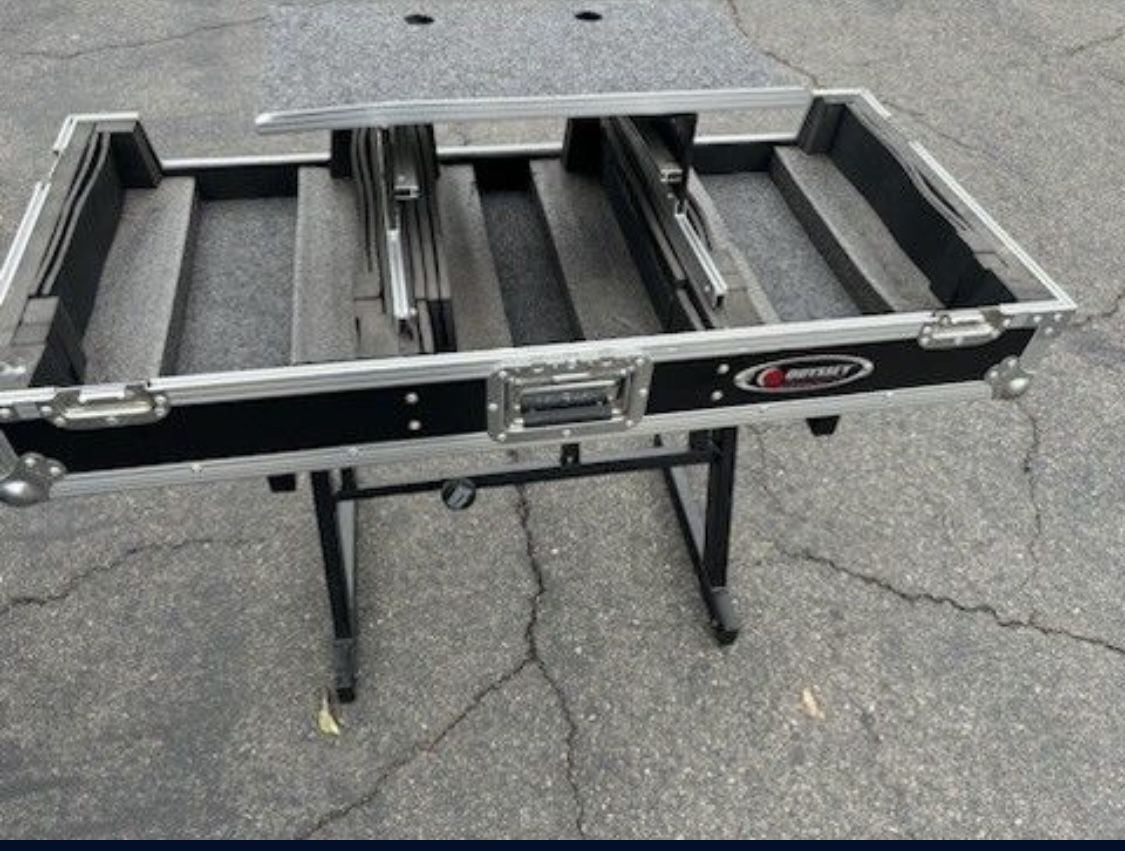 Odyssey Dj Case And On Stage Stand