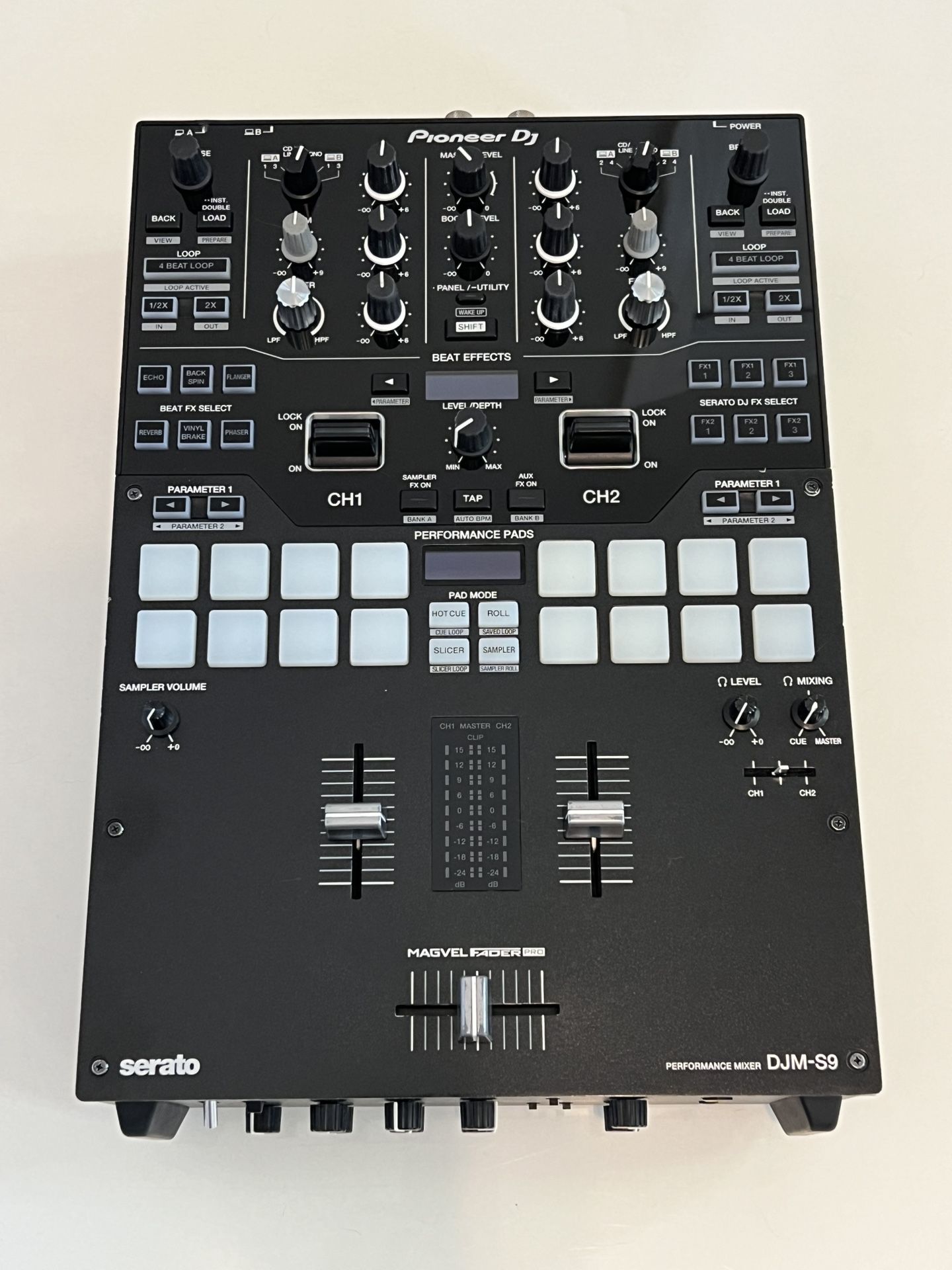 Pioneer DJM S9 Mixer