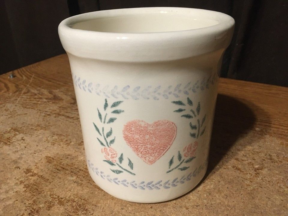 Vintage Crock Shop Santa Ana CA Pink Heart Flowers Blue Green Leaves