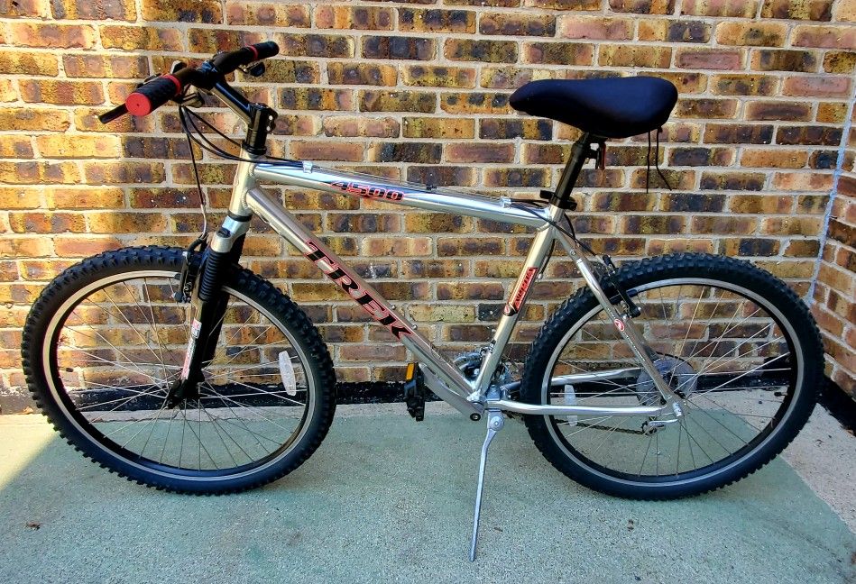 Trek 4500 19.5" Mountain Bike