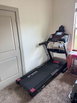 Sole F63 Treadmill