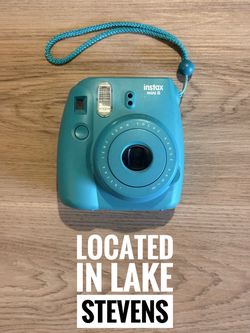 Fujifilm instax mini 8 camera