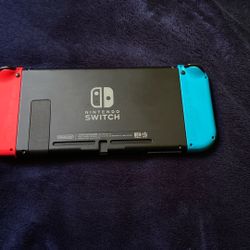 Nintendo Switch + Travel Case