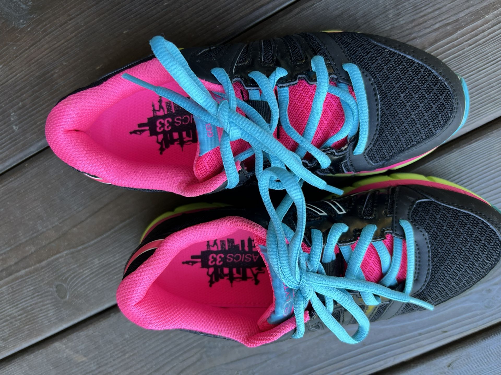 Asics Girls Running Shoes Size 3