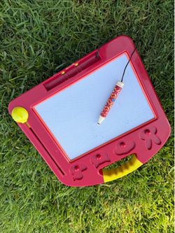 Target b toys Laptrec magnetic writing board! Including magnets for stamps