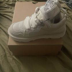 Ugg Lowmel Kids 13 Size Authentic 