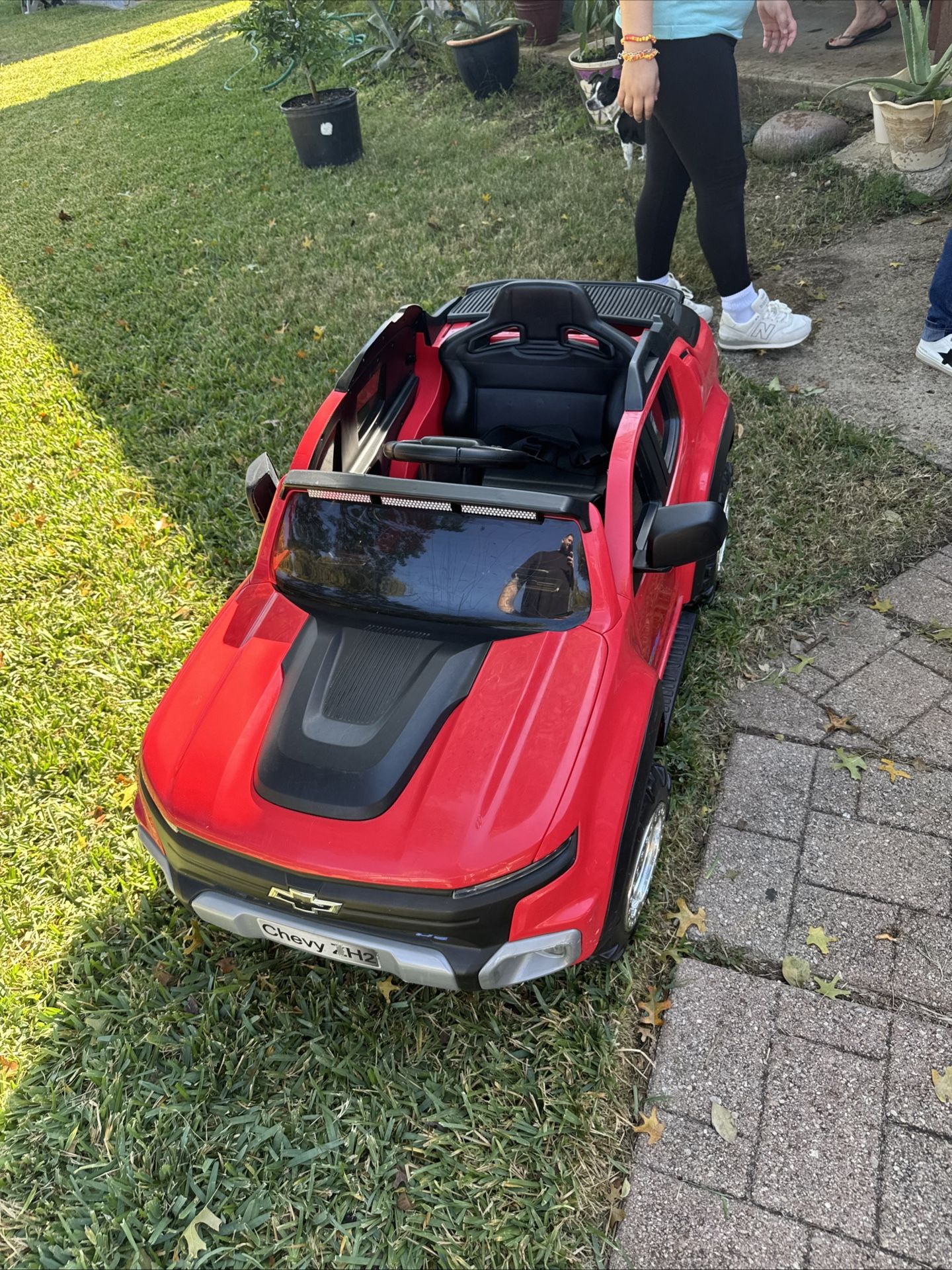 UBesGoo 12V Licensed Chevrolet Colorado Electric Ride on Car Toy for Toddler Kid