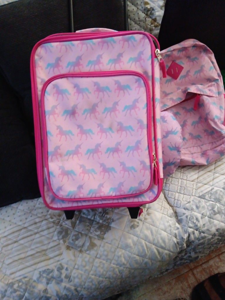 Child's Rolling Luggage 
