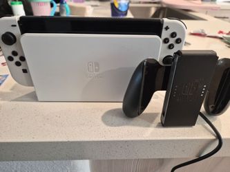 Nintendo Switch OLED Bundle with 128GB SD card and Mario Kart 8 Deluxe