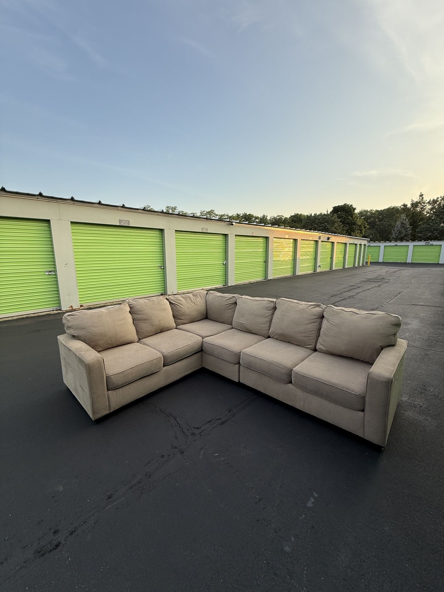 Sectional couch