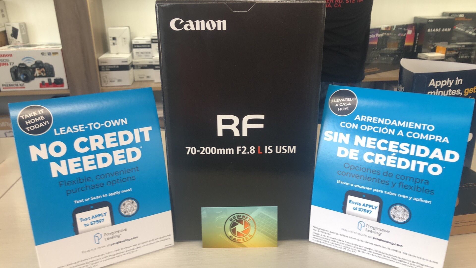 Canon RF 70-200mm L IS USM (located In Downey, Ca)