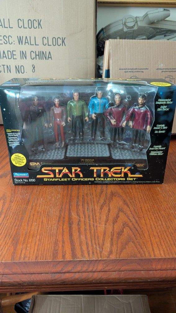 Star Trek Officers Collector Set NEW from 1994