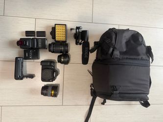 Canon EOS 60D Photography Bundle - 3 Lenses + RØDE Mic + Flash