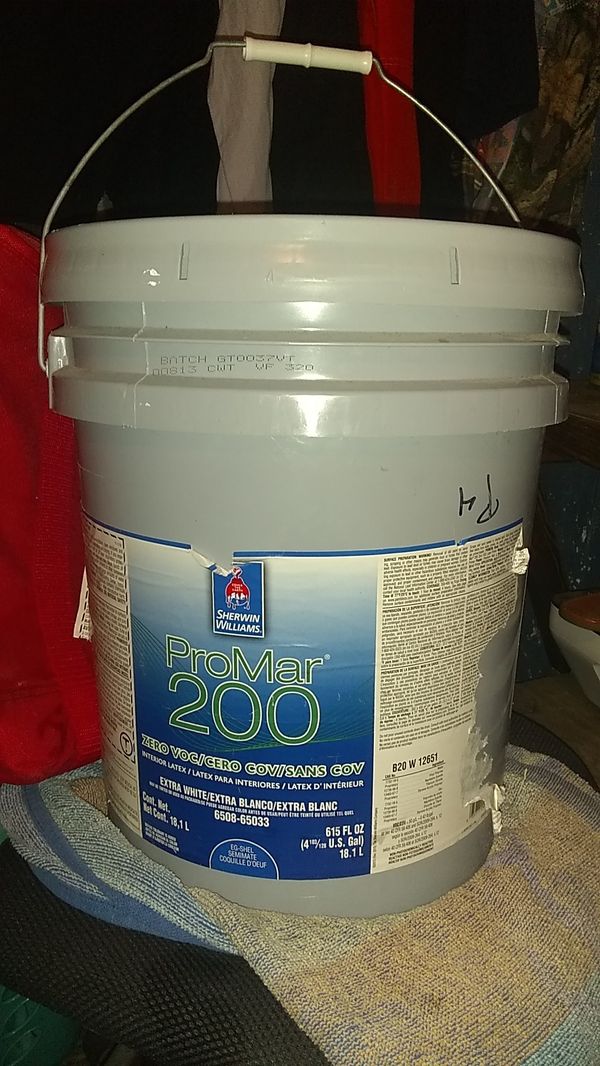 Extra white 5gallon SherwinWilliams paint interior for Sale in San