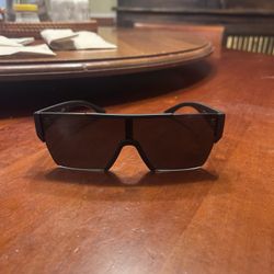 sun glasses Burberry 