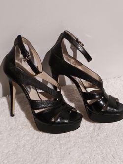 Michael Kors Leather Black Heels Sz 7.5