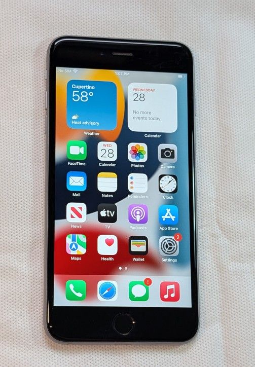 NICE APPLE iPhone 6S PLUS 32GB FOR AT&T AND CRICKET NETWORK