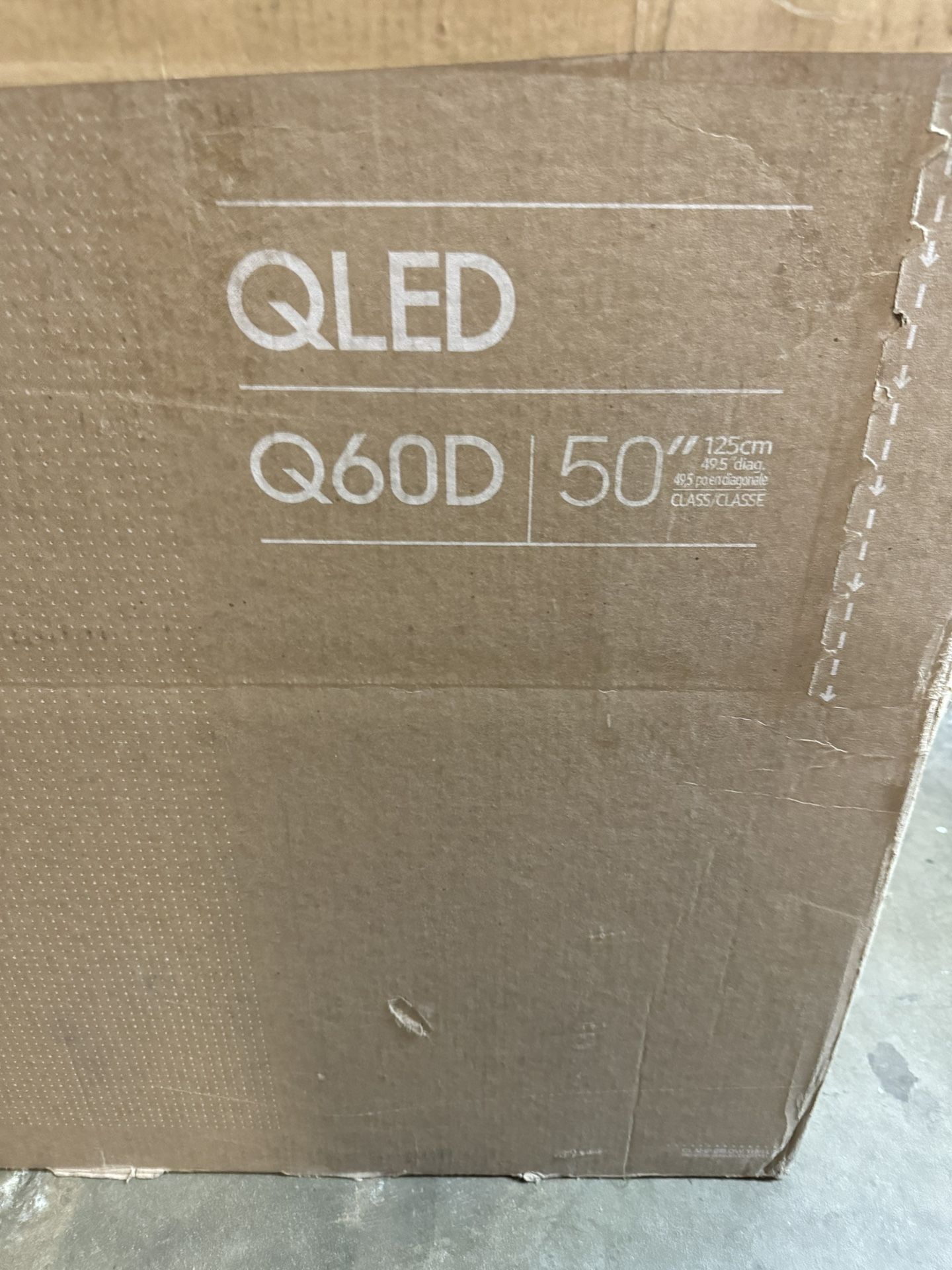 SAMSUNG 50-Inch Class QLED 4K Q60D Series Quantum HDR, Dual LED, Object Tracking Sound Lite, Q-Symphony, Motion Xcelerator, Gaming Hub, Smart TV with