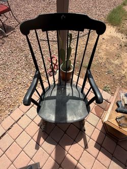 Vintage Nichols & Stone Black Windsor Spindle Back Rocking Chair Gardner MA