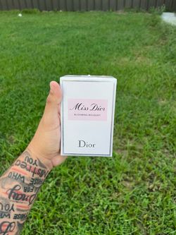 Dior- Miss Dior Blooming Bouquet