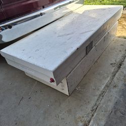 Heavy duty tool box