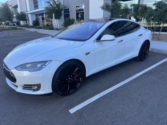 2015 Tesla Model S