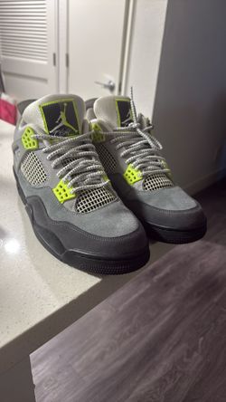Neon Jordan 4 Retros