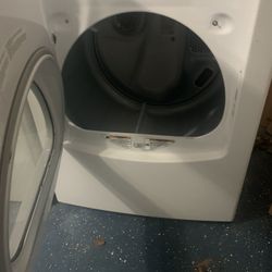 Whirlpool Washer And Dryer 