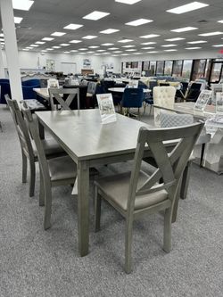Stylish Traditional Grey Finish Dining Set