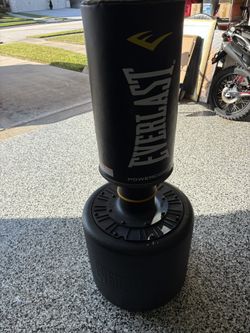 EVERLAST POWERCORE FREESTANDING HEAVY PUNCHING BAG W/ SANDBAGS