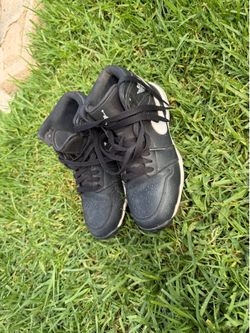 Nike air Jordan Baseball cleats 3.5y used