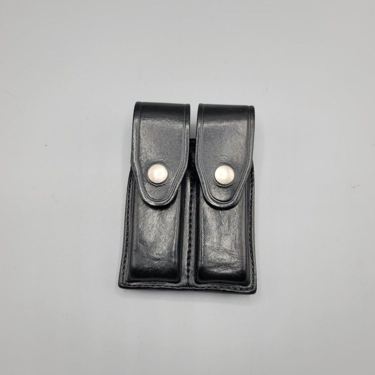 Black Leather Police Security Military Double Mace/Mag Holster/Pouch w/Brass