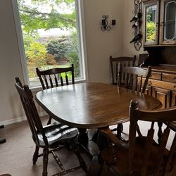 Old Oak Table And Hutch