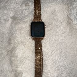 Rose gold Apple Watch Series 6 GPS + Cellular 40mm